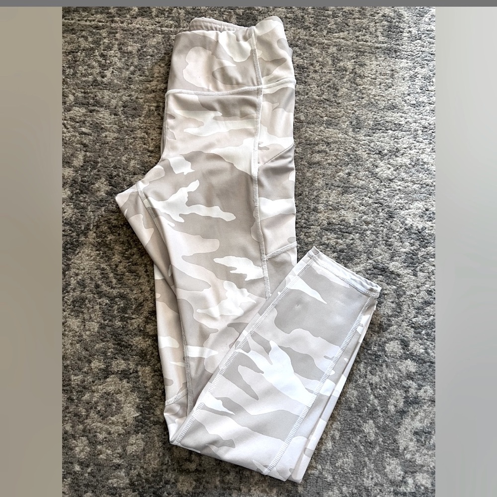 Athleta yoga pants